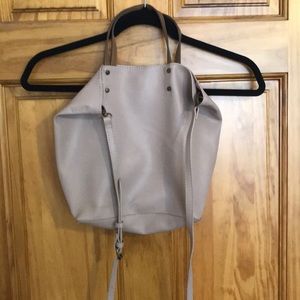 Bucket bag